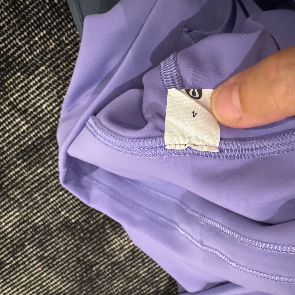 Lululemon Alighn Leggings. - Picture 6 of 6